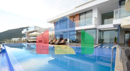 Очаровательная вилла с видом на море в Калкане