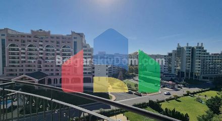 Двокімнатна квартира в Посейдон