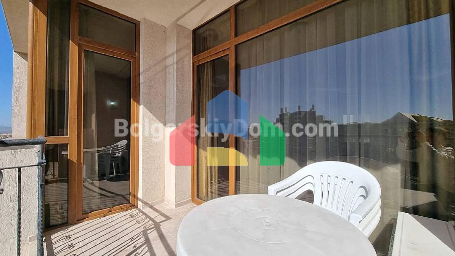 Двухкомнатная квартира в Посейдон