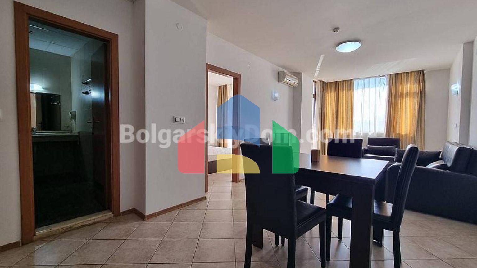 Двухкомнатная квартира в Посейдон