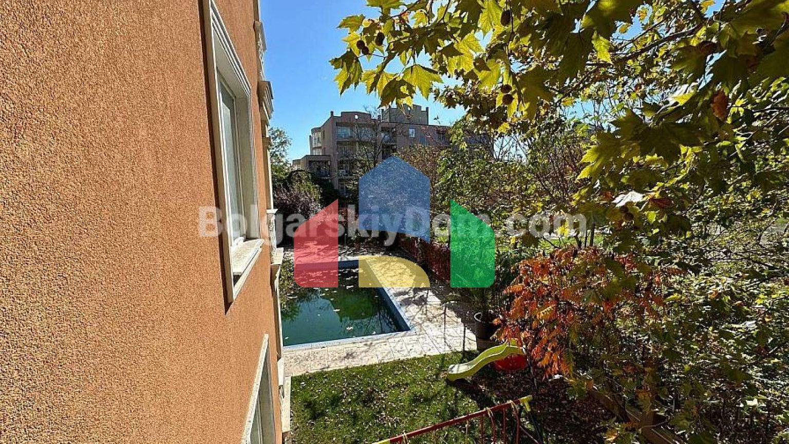 Двокімнатна квартира в Вілла Аріа