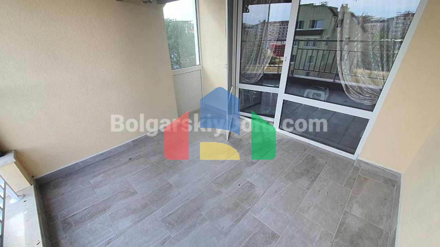 Трехкомнатная квартира в Си Дримс