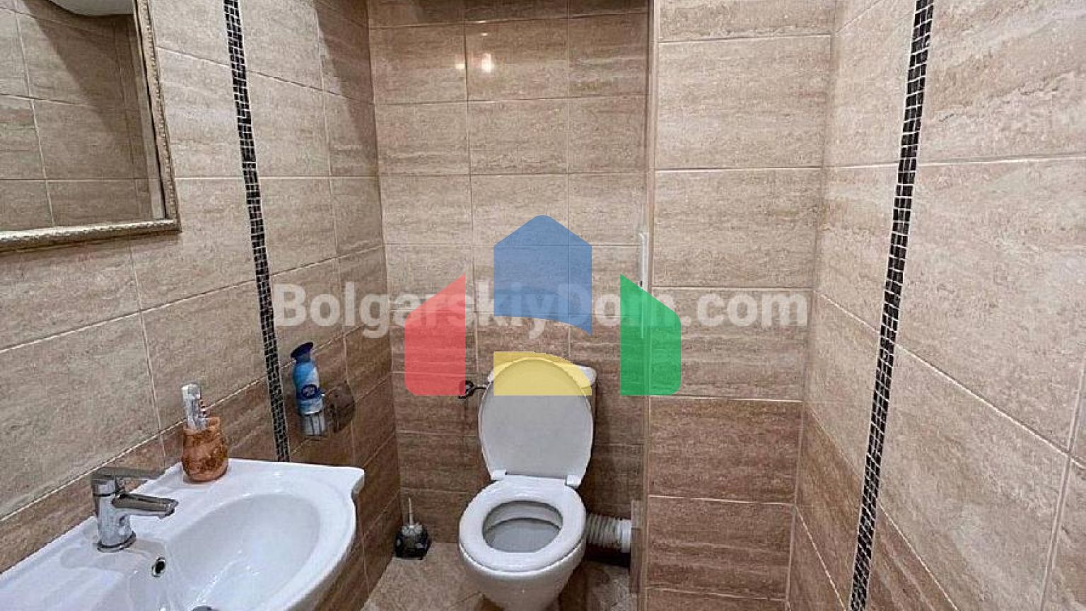 Чотирикімнатна квартира в Izida Palace