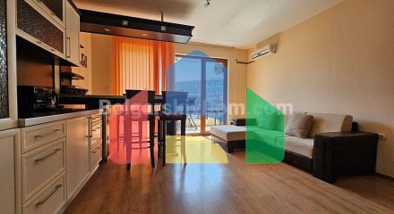 Трикімнатна квартира в Антарес