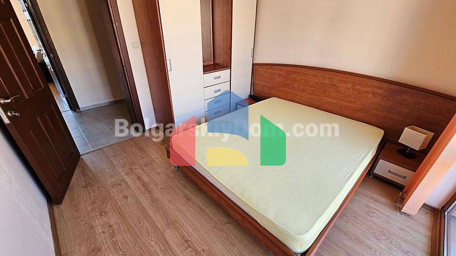 Трикімнатна квартира в Антарес