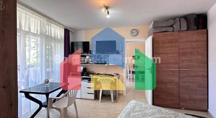 Трехкомнатная квартира в Сан Вилладж