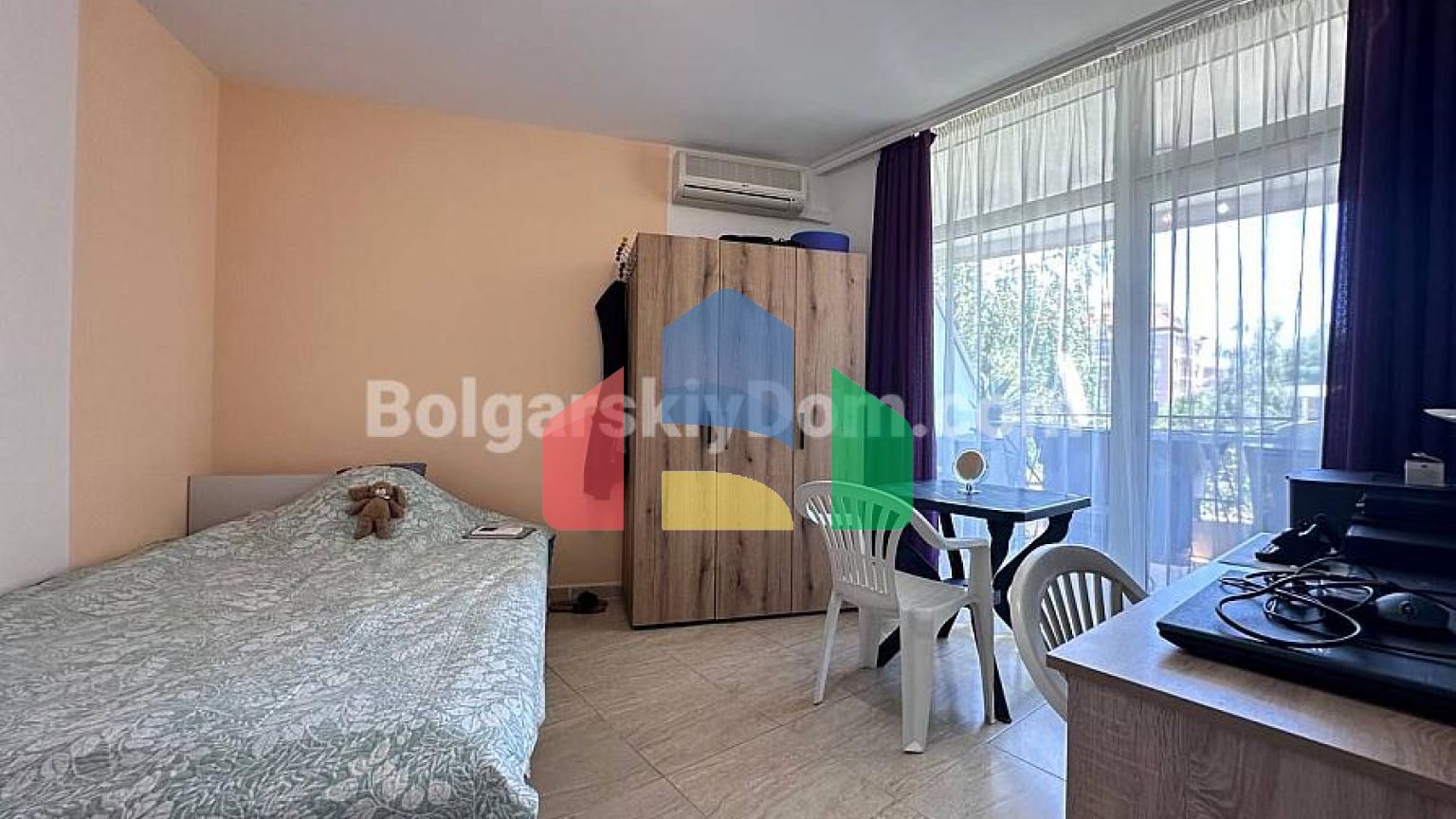 Трехкомнатная квартира в Сан Вилладж