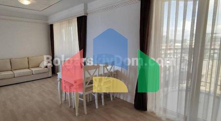 Двокімнатна квартира в Голден Реінбоу