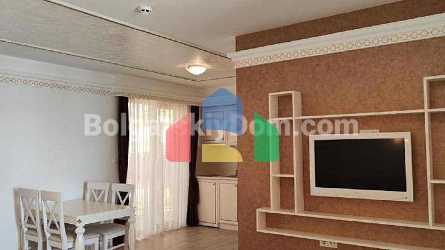 Двокімнатна квартира в Голден Реінбоу