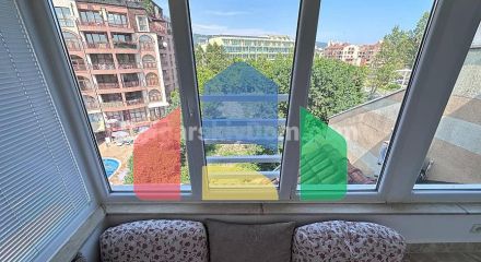 Трикімнатна квартира в Робінзон