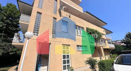 Трикімнатна квартира в Робінзон