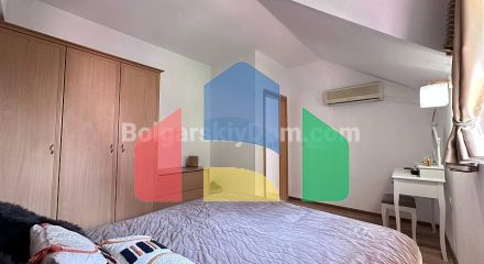 Трикімнатна квартира в Робінзон