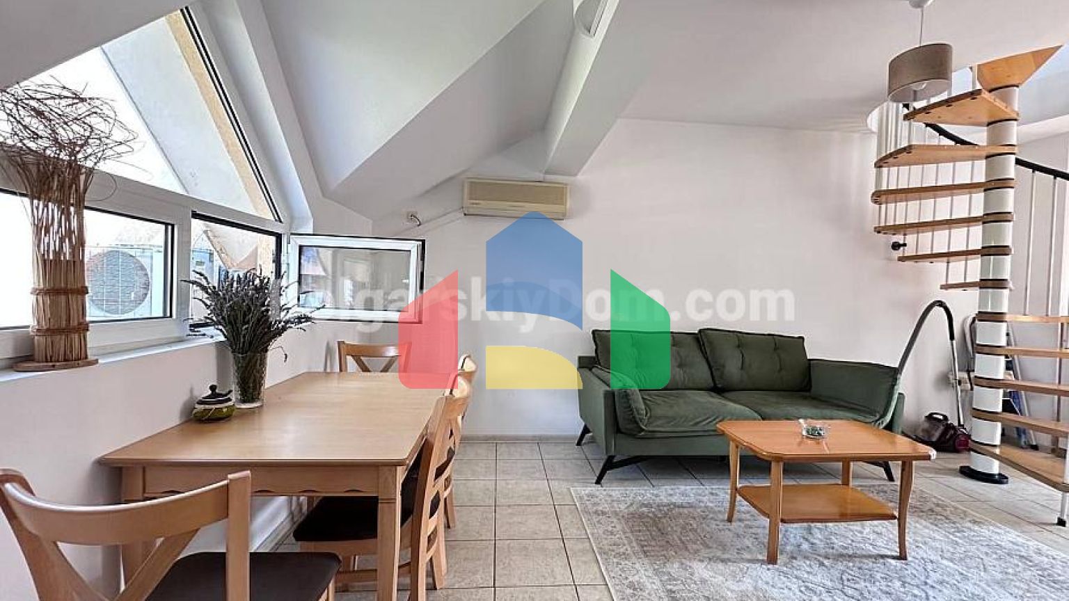 Трикімнатна квартира в Робінзон