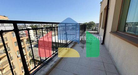 Двокімнатна квартира в Амадеус 5