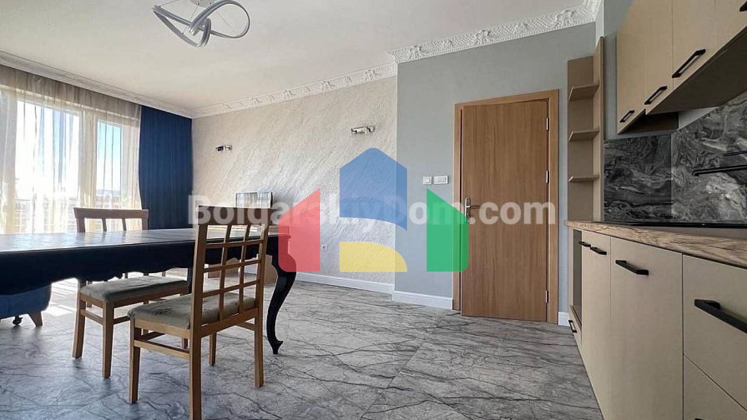 Двокімнатна квартира в Соле Мар