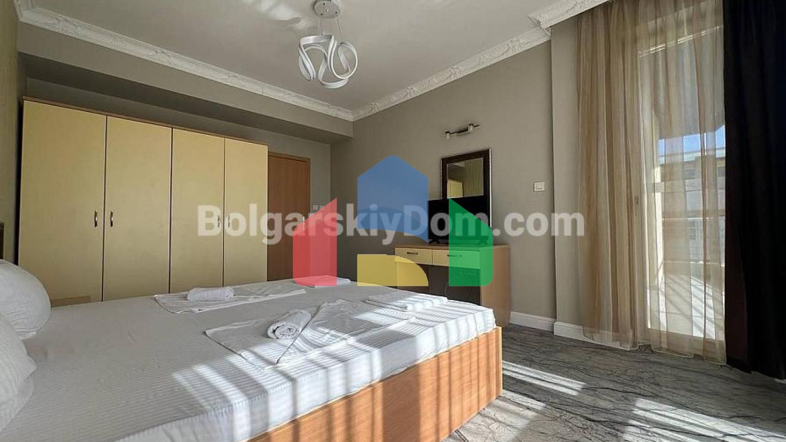 Двокімнатна квартира в Соле Мар