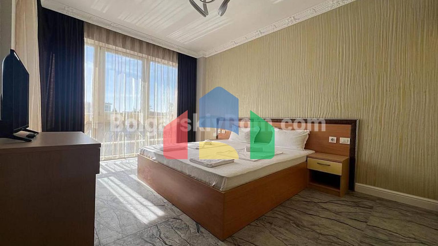 Двокімнатна квартира в Соле Мар