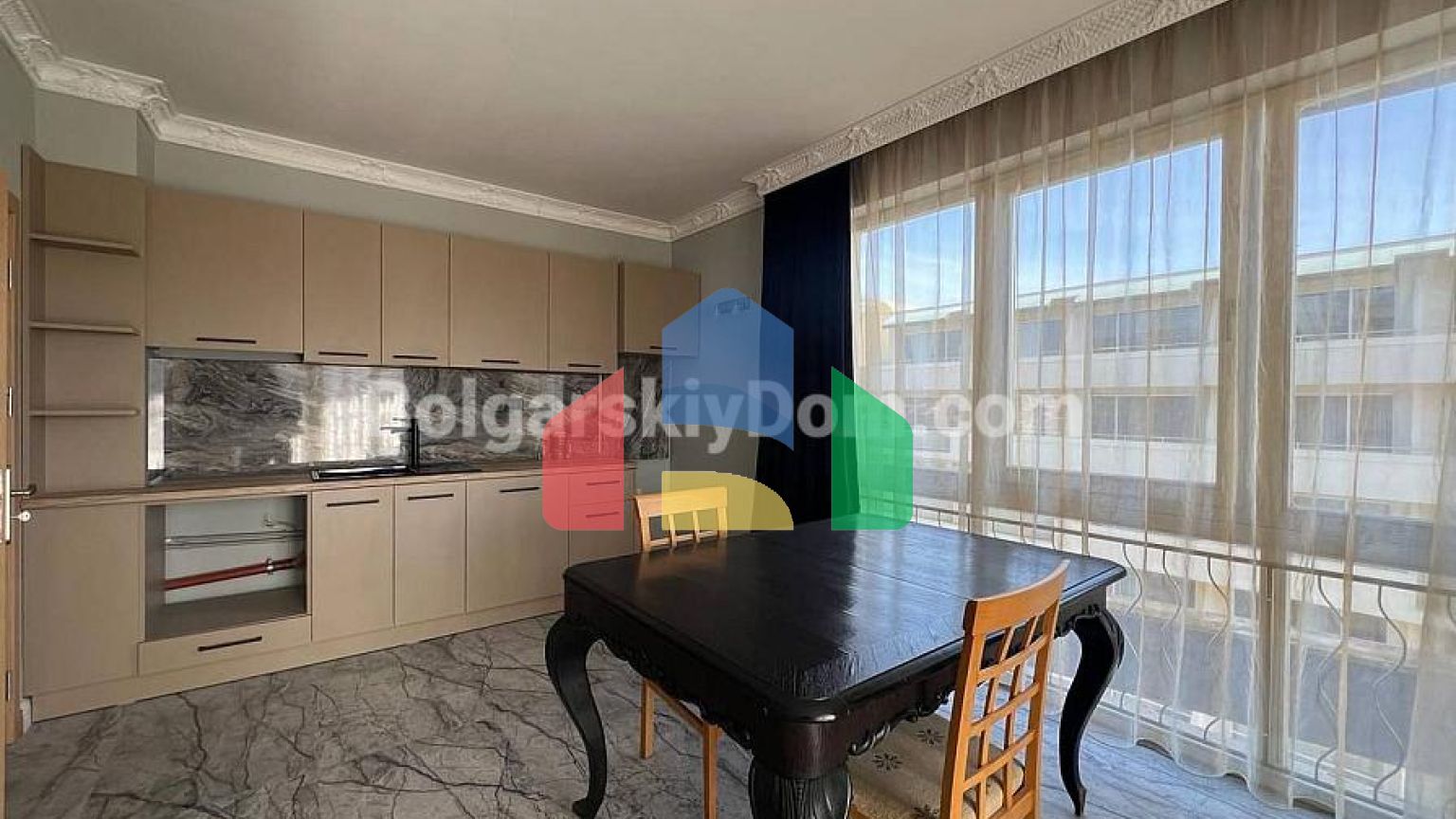 Двокімнатна квартира в Соле Мар