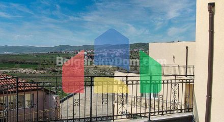 Двокімнатна квартира в Амадеус 19