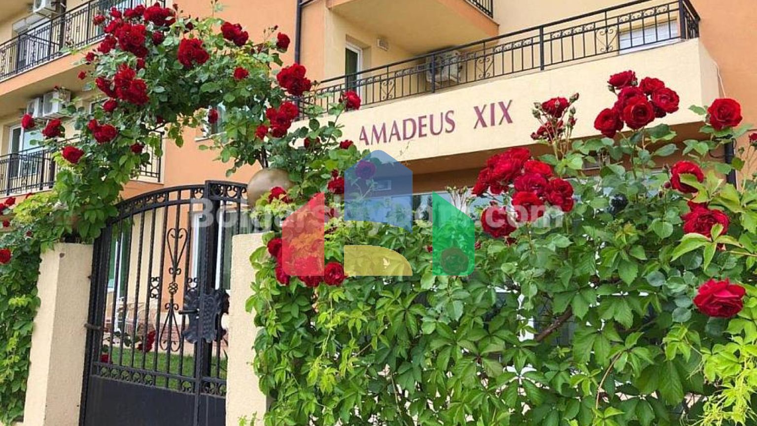 Двокімнатна квартира в Амадеус 19