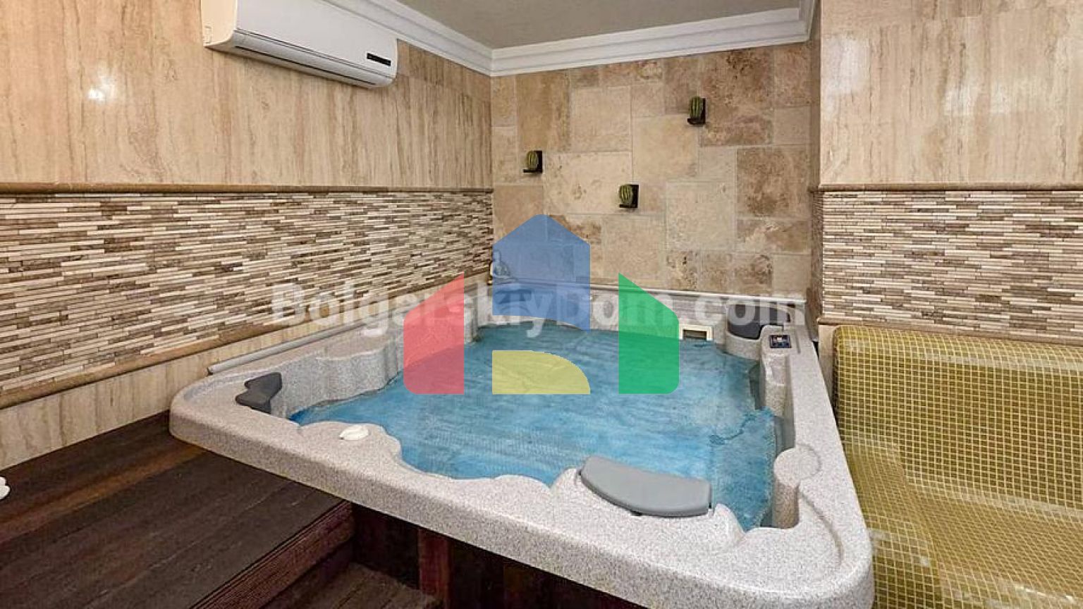 Трикімнатна квартира в Світ Хоум 2