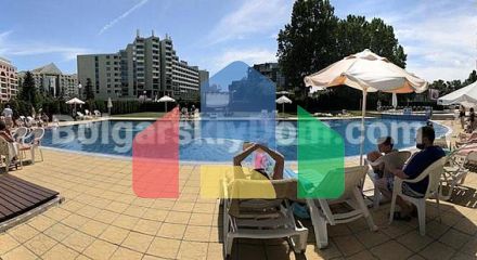 Двокімнатна квартира в Посейдон