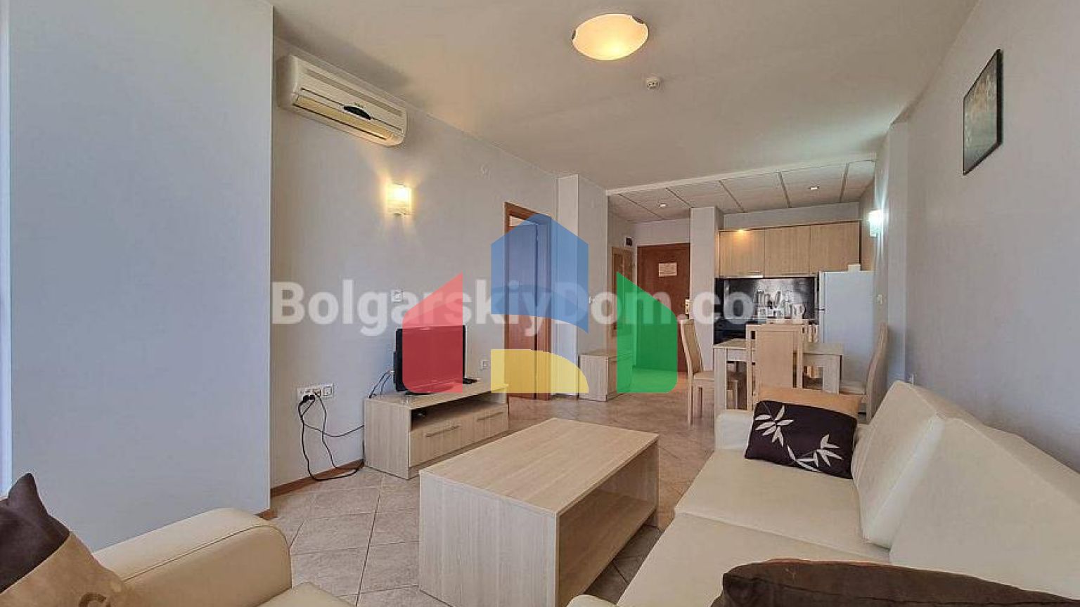 Двокімнатна квартира в Посейдон