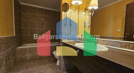 Трехкомнатная квартира в Барсело Роял Бич