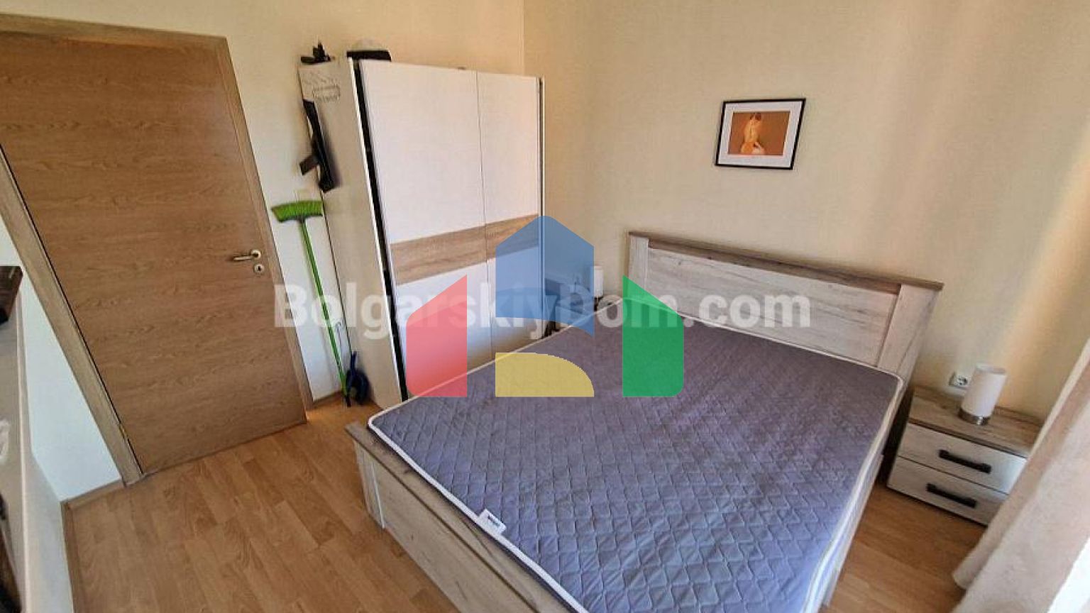 Двокімнатна квартира в Санні Дей 6