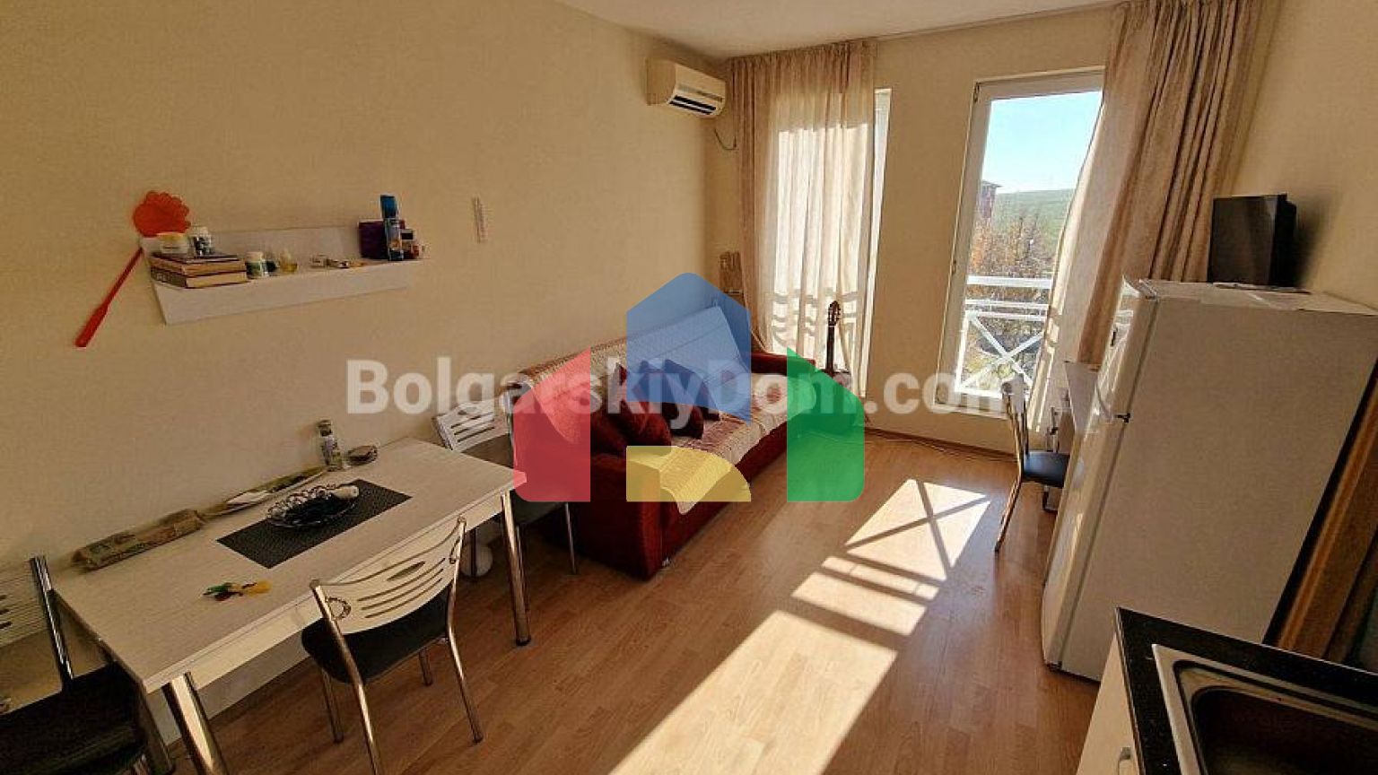 Двокімнатна квартира в Санні Дей 6