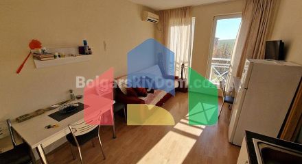 Двокімнатна квартира в Санні Дей 6