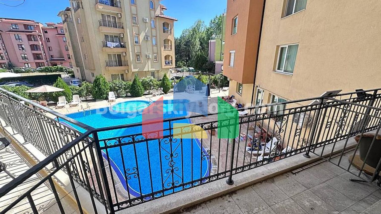 Квартира-студия в Амадеус 19