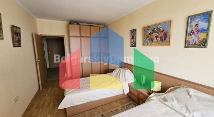 One-bedroom apartment in Central Plaza