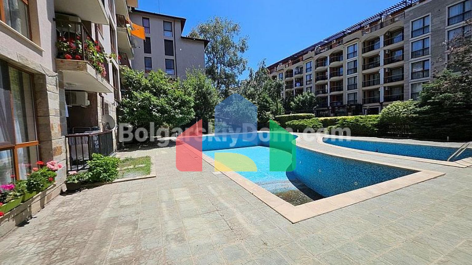 Трехкомнатная квартира в Санни Вью Норт