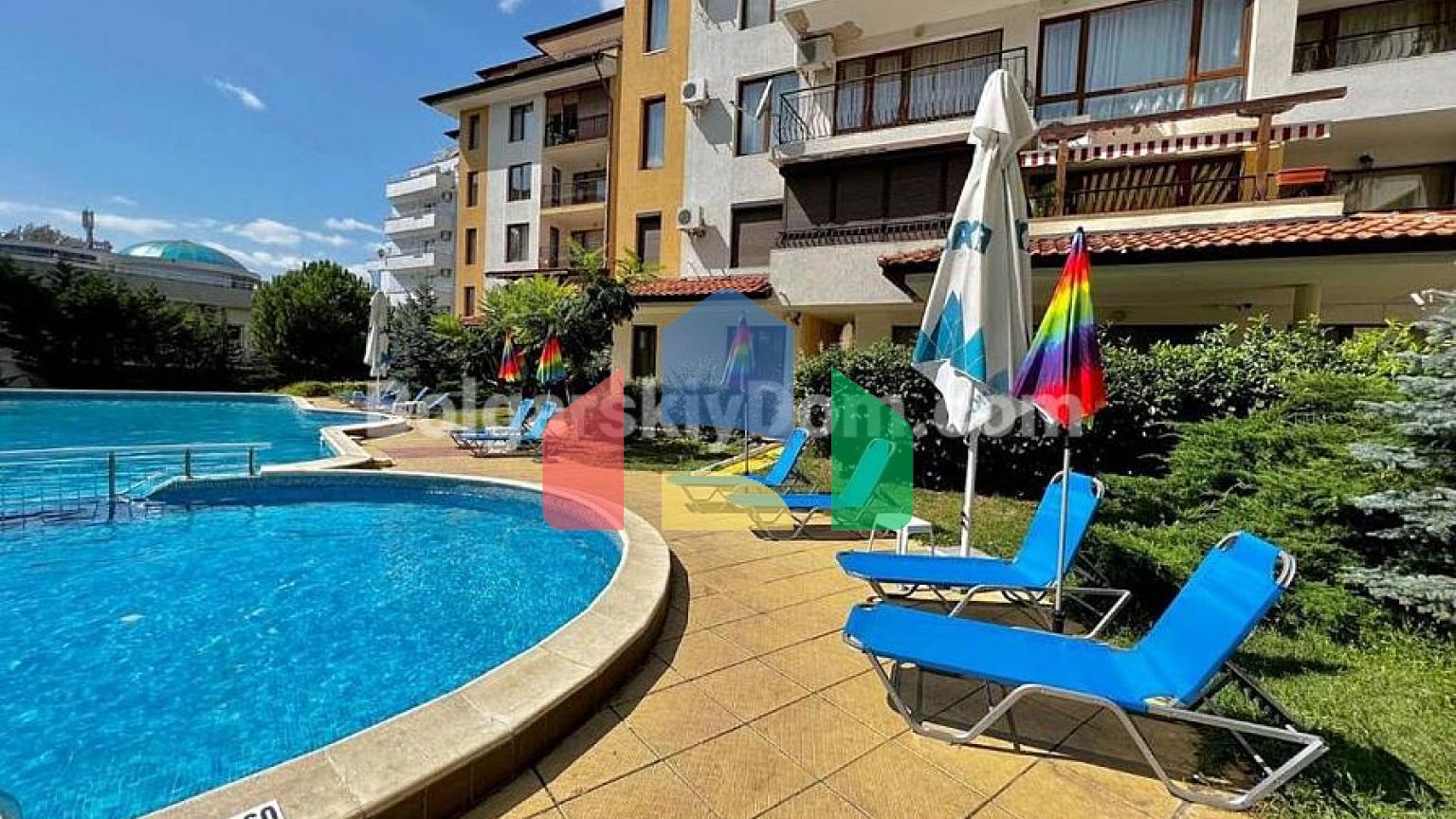 Трехкомнатная квартира в Даймонд Бей