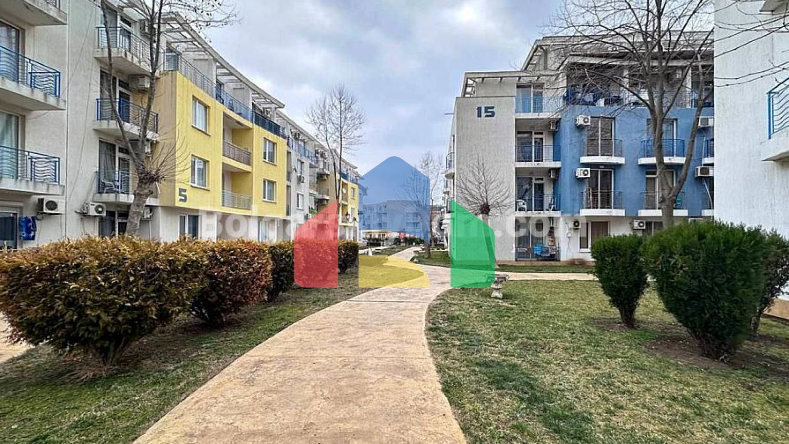 Четырехкомнатная квартира в Санни Дей 3