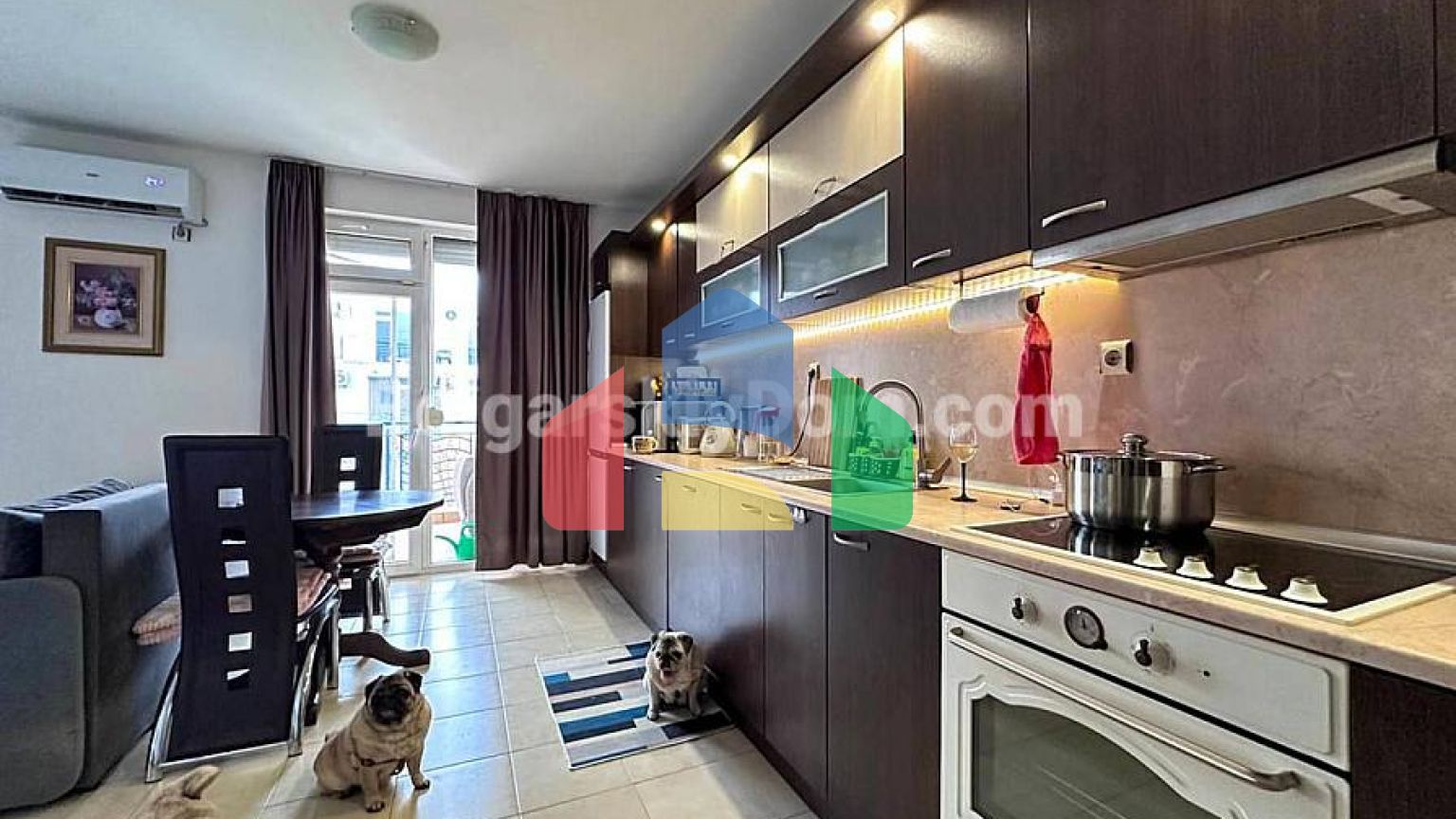 Четырехкомнатная квартира в Санни Дей 3