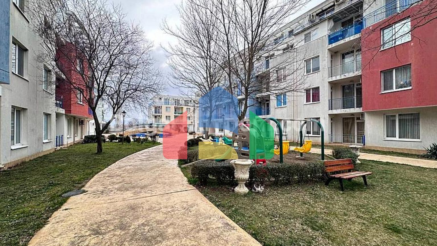 Четырехкомнатная квартира в Санни Дей 3