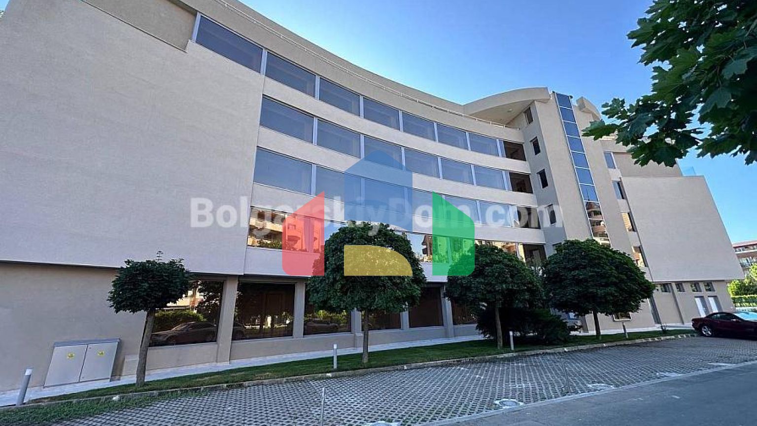 Трикімнатна квартира в Жадор Дюн