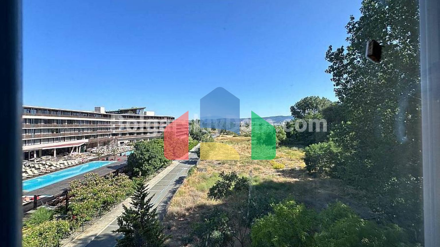 Трикімнатна квартира в Жадор Дюн