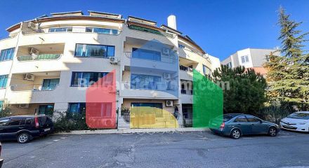 Двокімнатна квартира в Атос