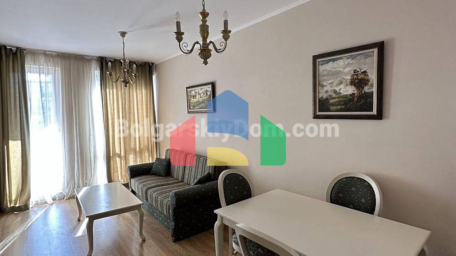 Двокімнатна квартира в Ізіда Палас