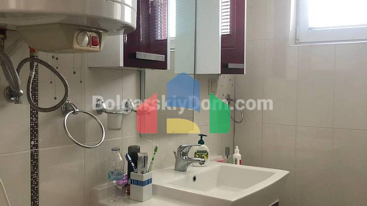 Трикімнатна квартира в піроп Сіті