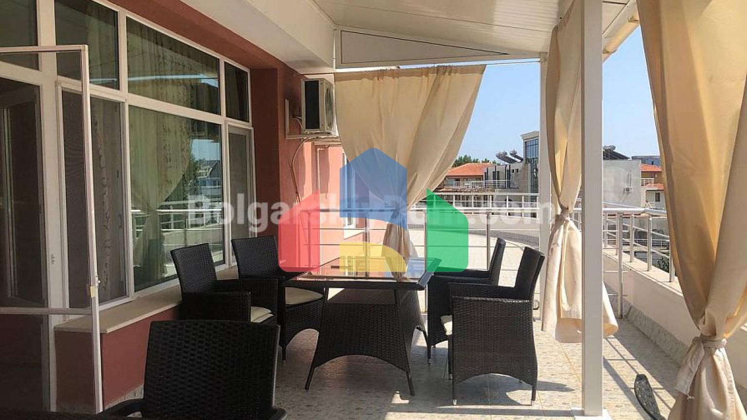 Трикімнатна квартира в піроп Сіті