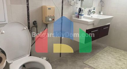 Трикімнатна квартира в піроп Сіті