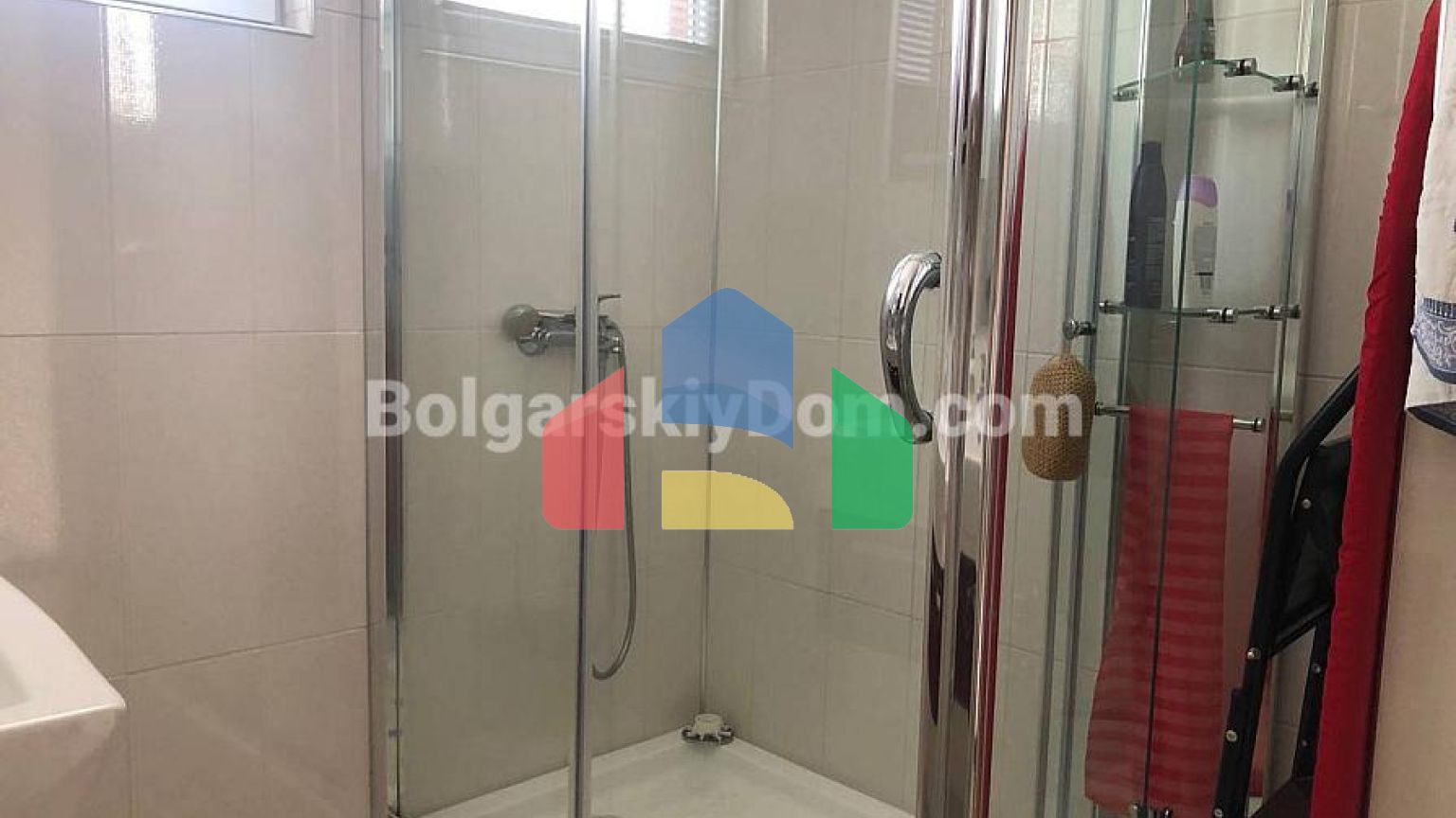 Трикімнатна квартира в піроп Сіті