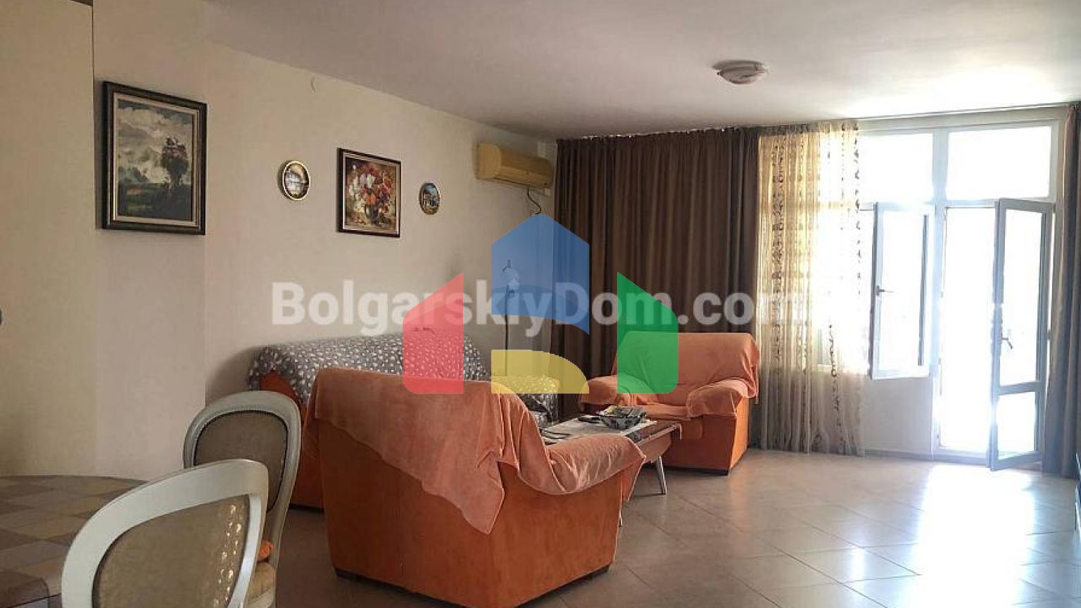 Трикімнатна квартира в піроп Сіті