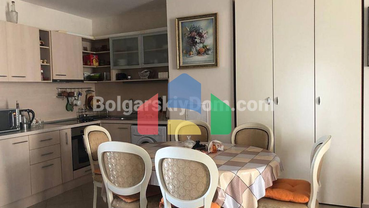 Трикімнатна квартира в піроп Сіті