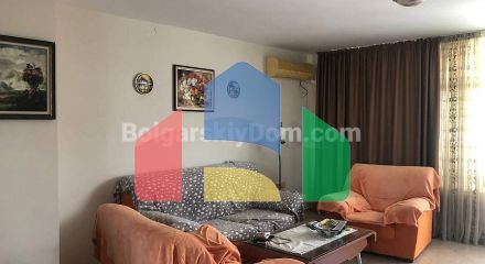 Трикімнатна квартира в піроп Сіті