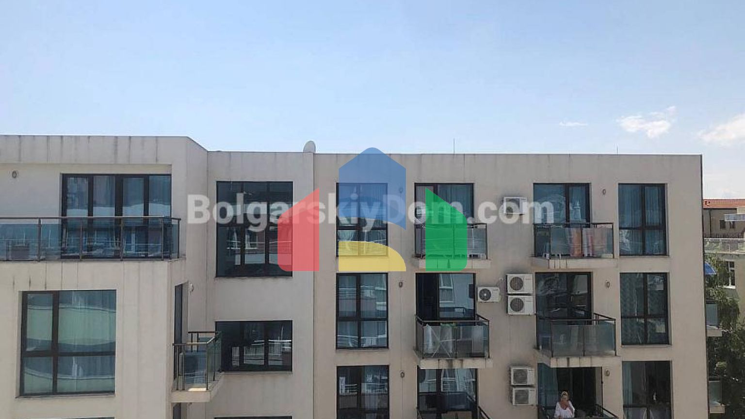 Трикімнатна квартира в піроп Сіті